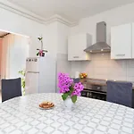 Apartment Danijel 1956 *