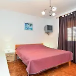 Danijel 1956 Apartment