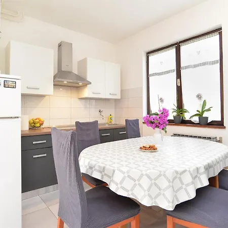 Апартаменты Danijel 1956 Пула