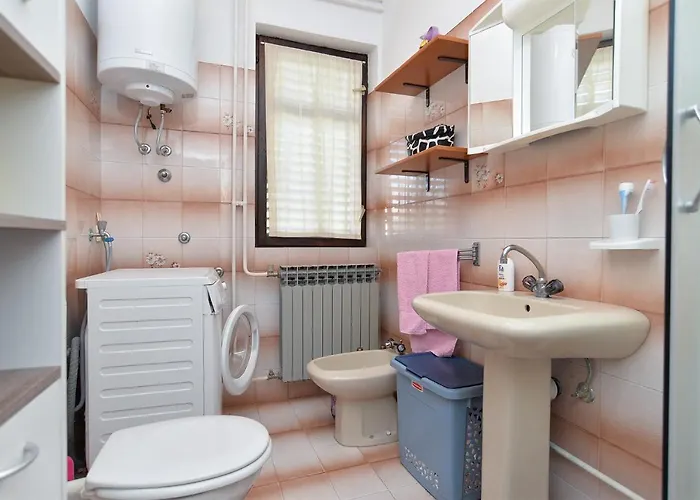 아파트 Danijel 1956