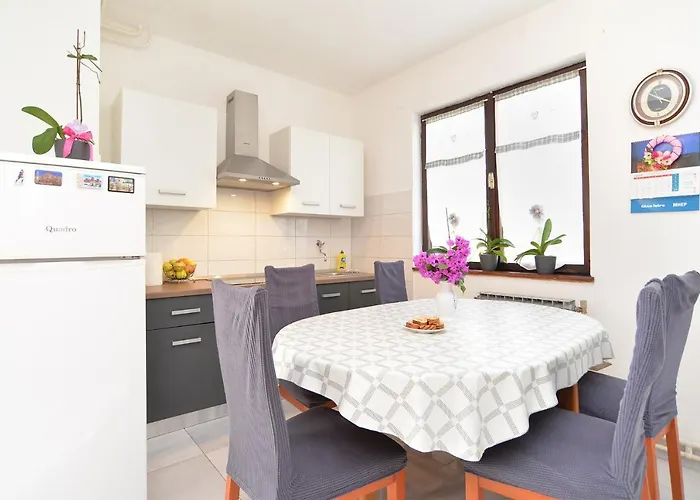 Διαμέρισμα Danijel 1956 Πούλα