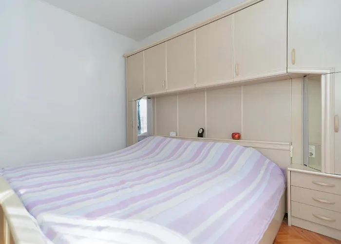 Διαμέρισμα Danijel 1956 Πούλα