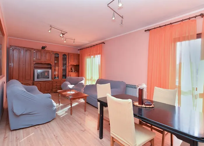 Danijel 1956 Διαμέρισμα